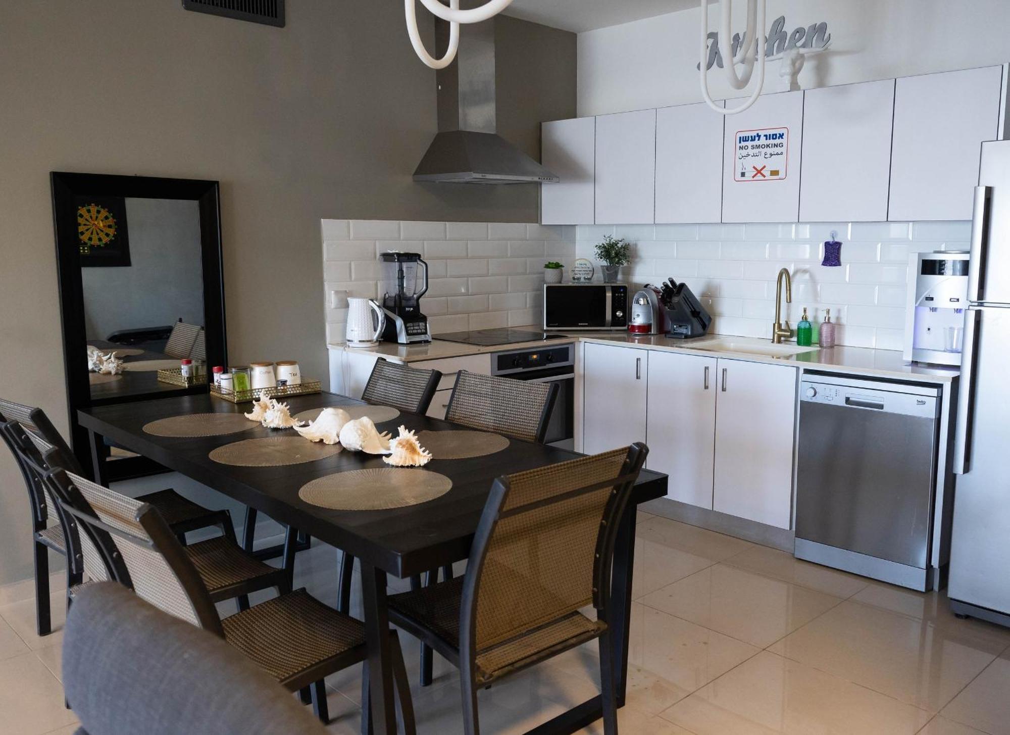Fisharent Luxury Royal Park Suites Eilat Exterior photo